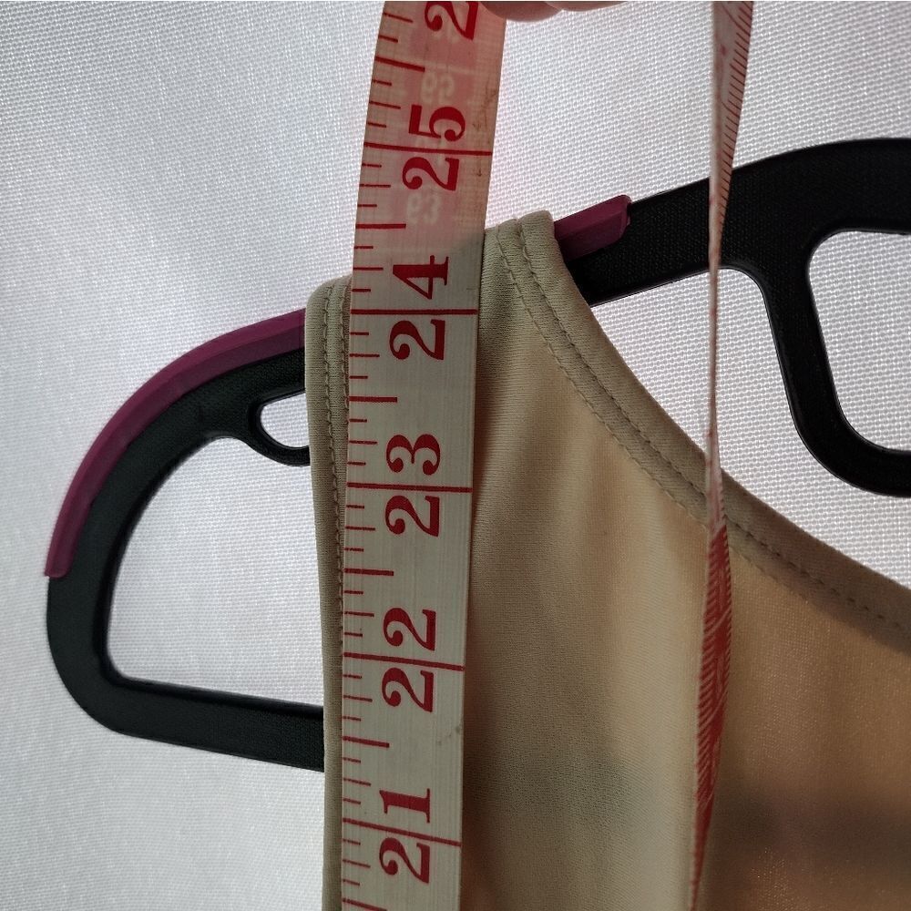 Tapemeasure shape wear  - Picture 7 of 7